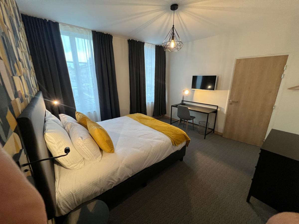 La Grande-Ourse Bed & Breakfast Charleville-Mezieres Bagian luar foto